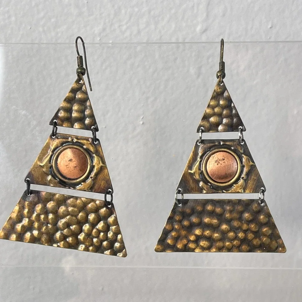 Triangular Metal Geometric Textured Circle Earrings Hinged Copper - Picture 1 of 4